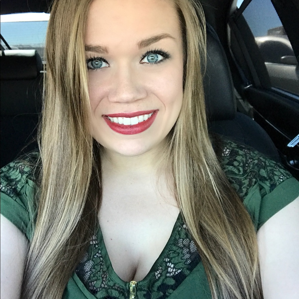 Meet your Posher, Breanne